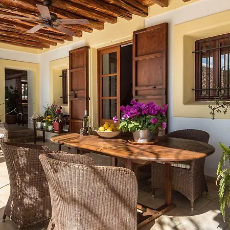 Villa Fita *